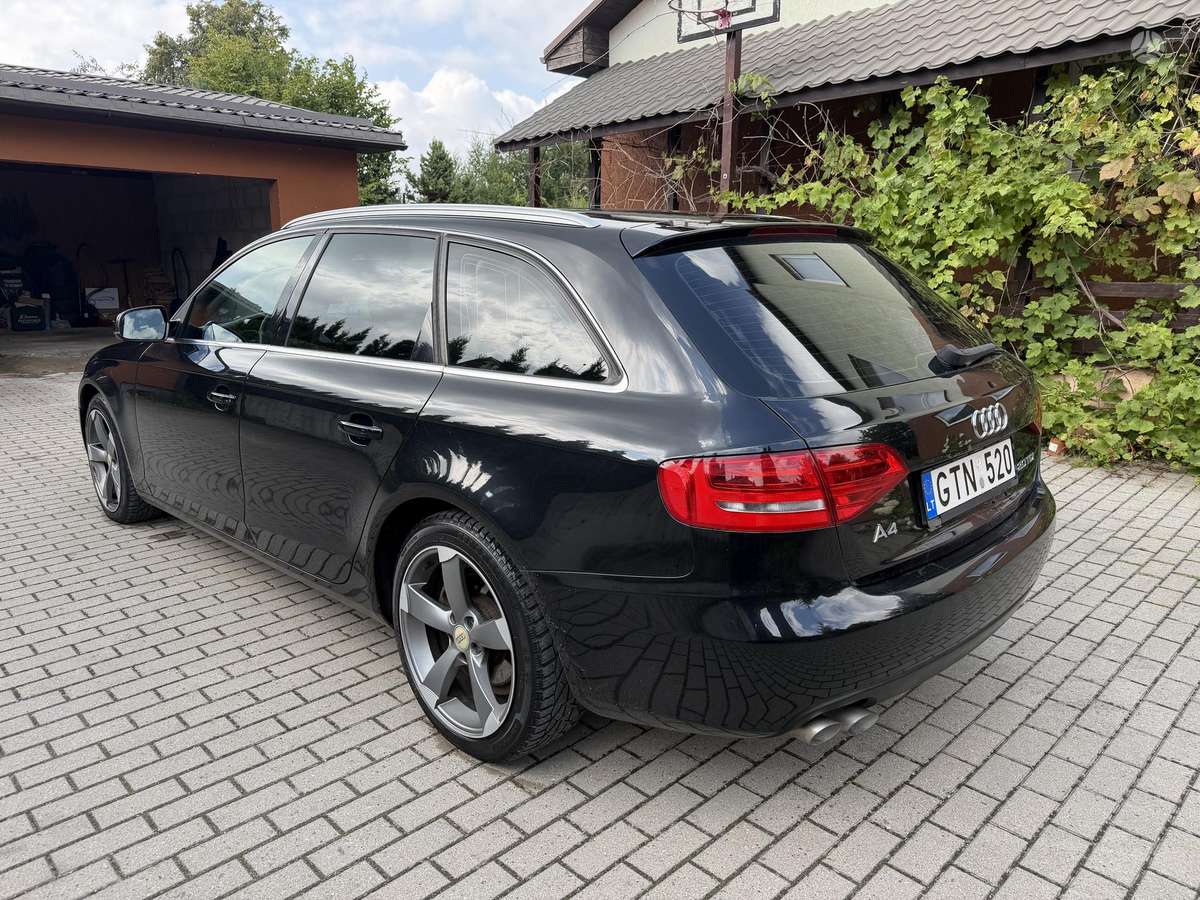 Audi A4 2009 — photo 5