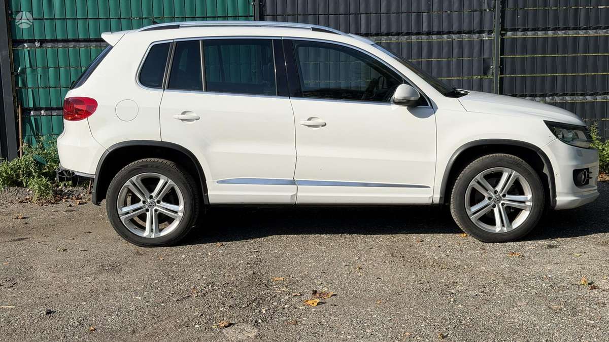 Volkswagen Tiguan 2012 — engine 1968 cm³, 140 HP (103kW)