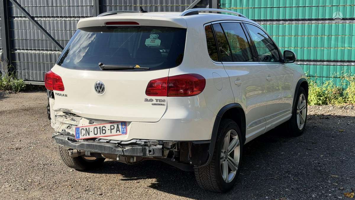 Volkswagen Tiguan 2012 — photo 5