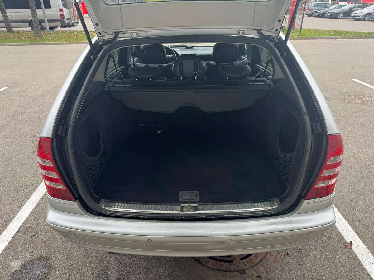 Mercedes-Benz C220 2006 — photo 6