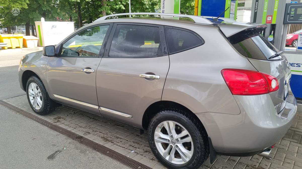Nissan Rogue 2012 — engine 2488 cm³, 170 HP (125kW)