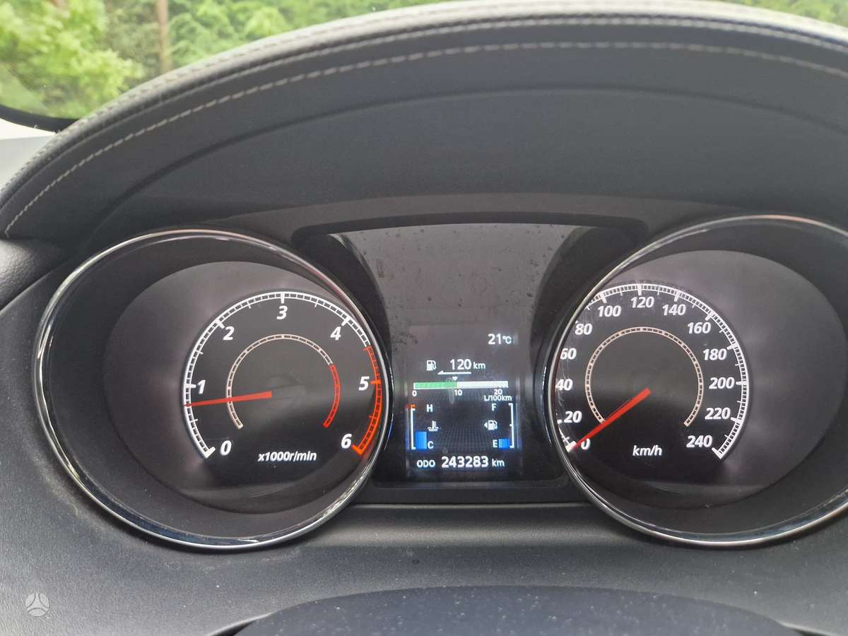 Peugeot 4007 2011 — photo 11
