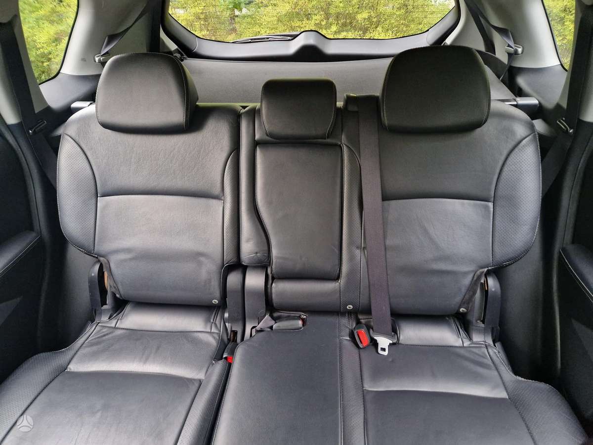 Peugeot 4007 2011 — photo 14