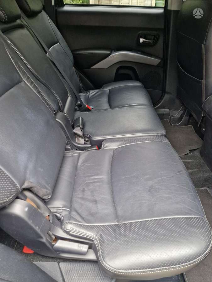Peugeot 4007 2011 — photo 16