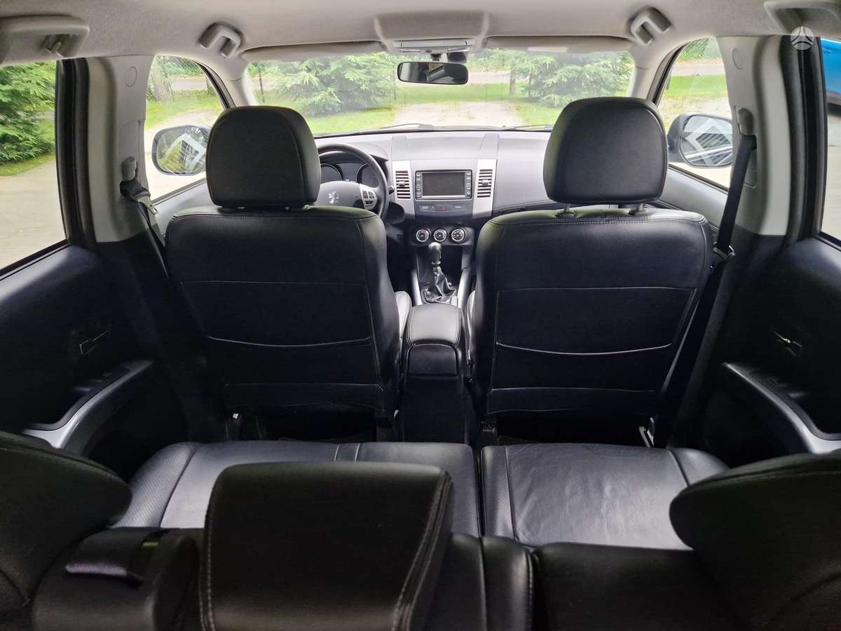 Peugeot 4007 2011 — photo 17