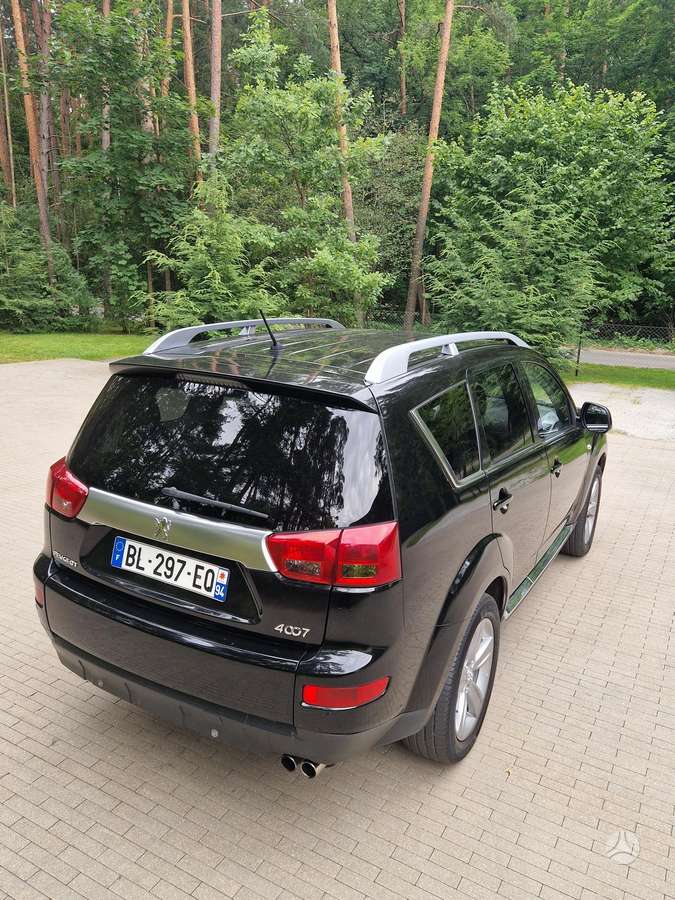 Peugeot 4007 2011 — photo 7