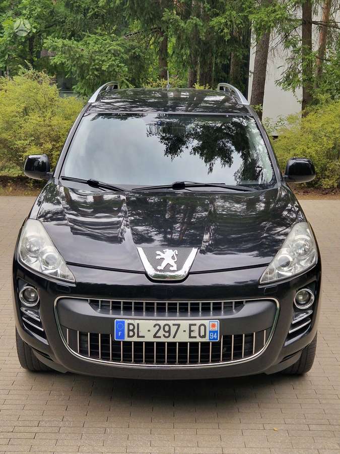 Peugeot 4007 2011 — photo 8