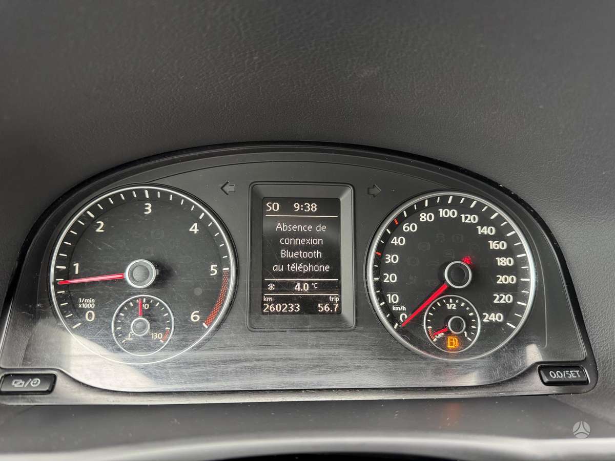Volkswagen Touran 2014 — photo 7