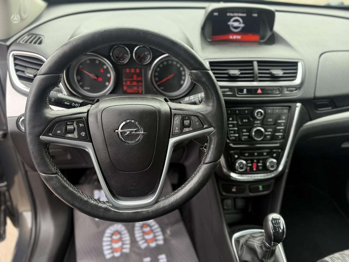Opel Mokka 2015 — photo 16