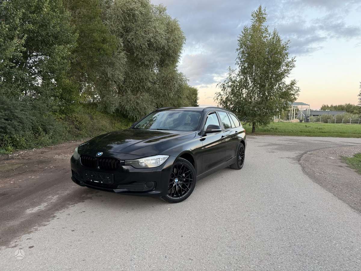 BMW 320, 2012
