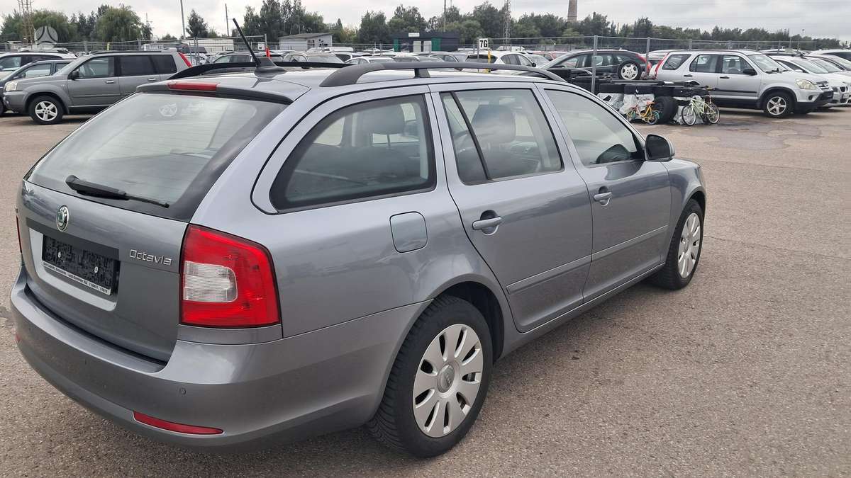 Skoda Octavia 2012 — photo 6