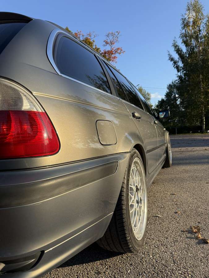 BMW 330 2005 — photo 9