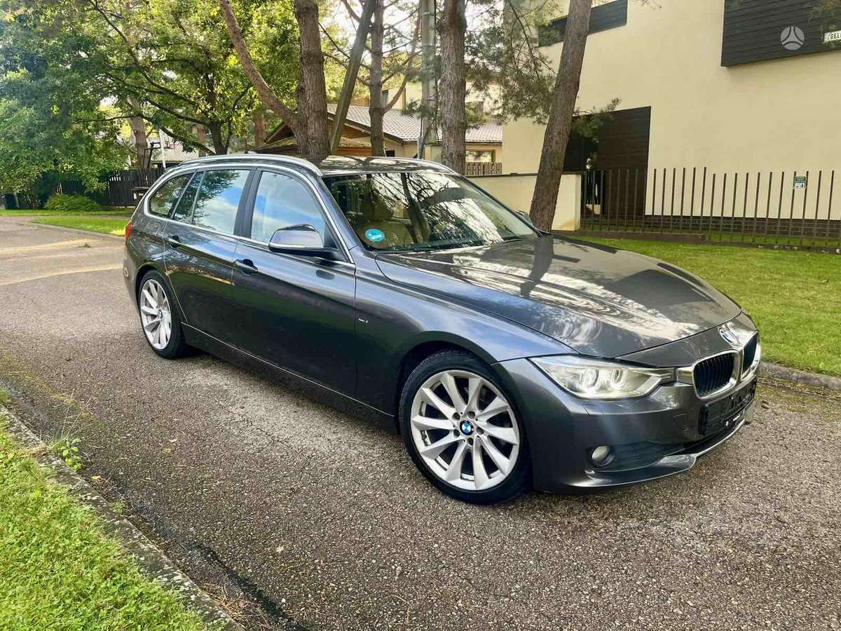 BMW 320, 2013