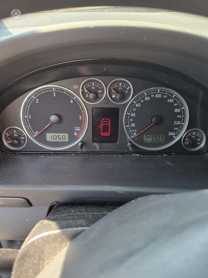 Seat Alhambra 2010 — photo 7