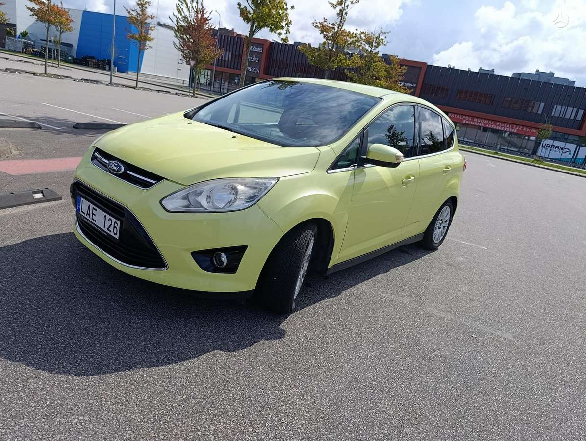Ford C-MAX 2011 — вигляд ззаду