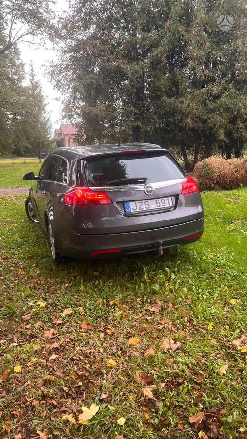 Opel Insignia 2010 — interior