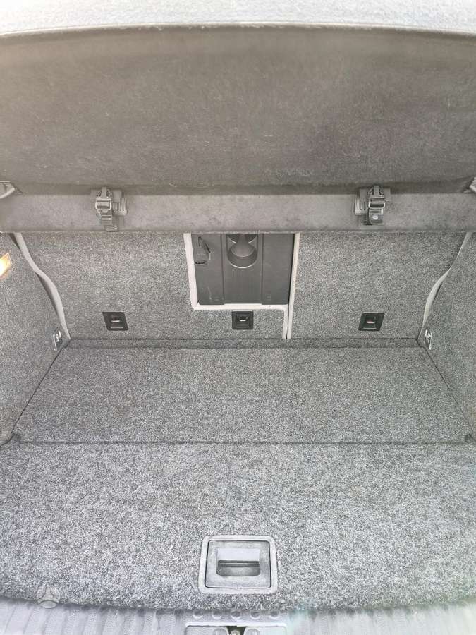 Volkswagen Tiguan 2010 — photo 13