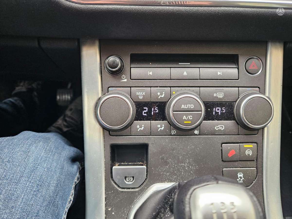Land Rover 2014 — photo 9