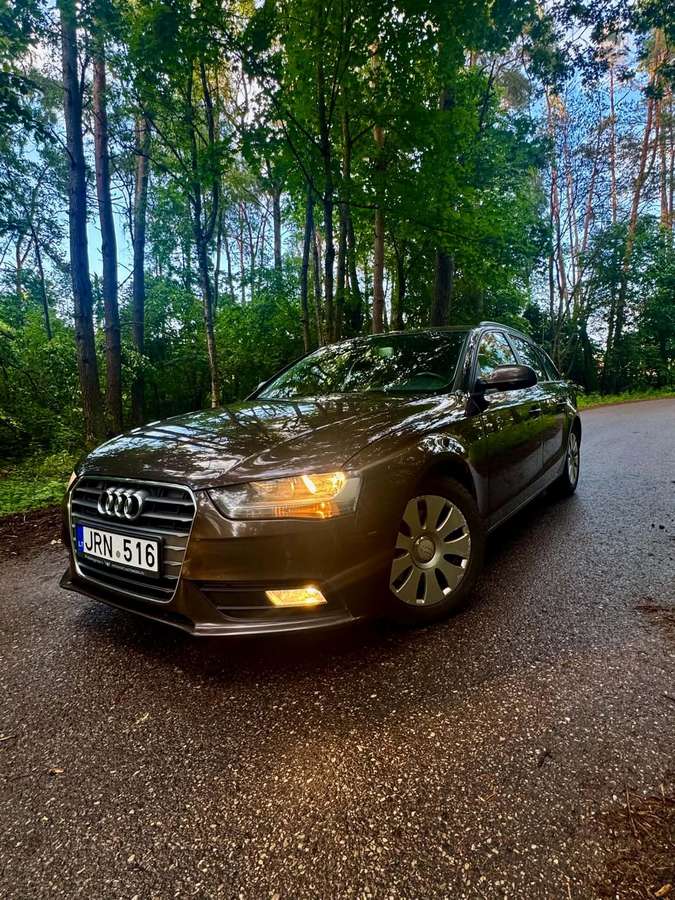 Audi A4 2013 — photo 5