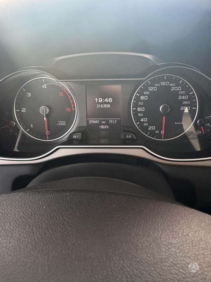 Audi A4 2013 — photo 6