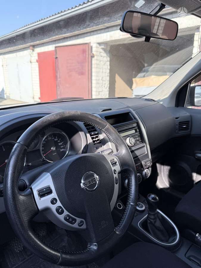 Nissan X-Trail 2008 — photo 12