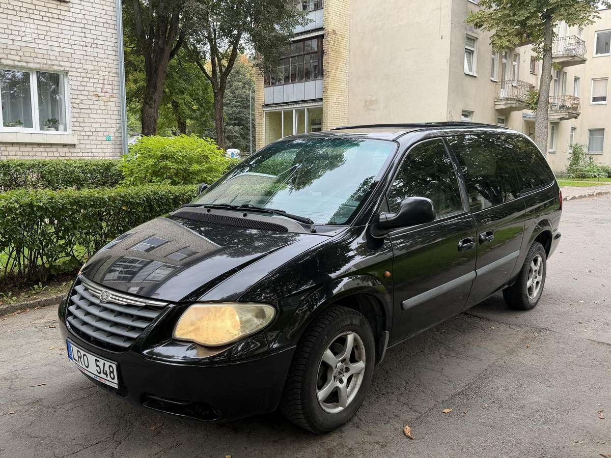 Chrysler Voyager 2006 — vehicle for AFU Ukraine