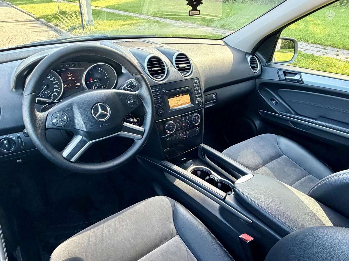 Mercedes-Benz ML280 2009 — photo 25
