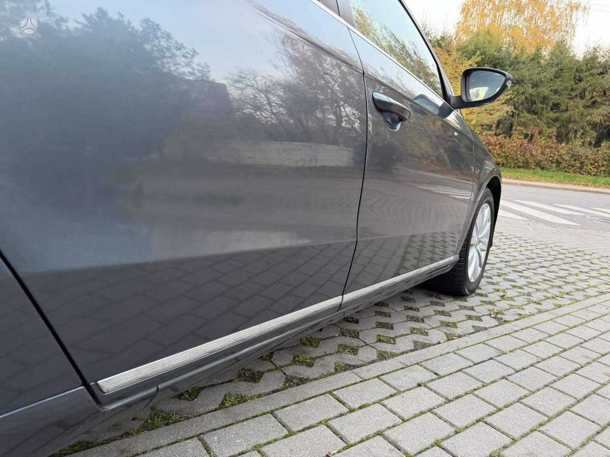 Volkswagen Passat 2014 — photo 12