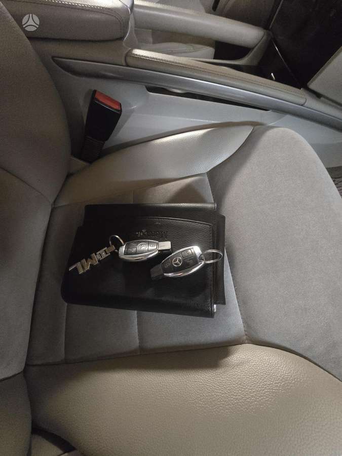 Mercedes-Benz ML350 2010 — photo 14
