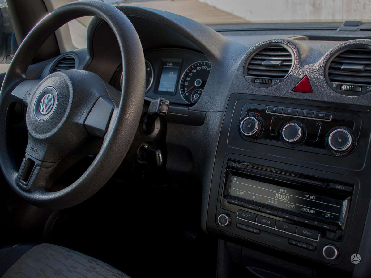 Volkswagen Caddy 2011 — photo 11
