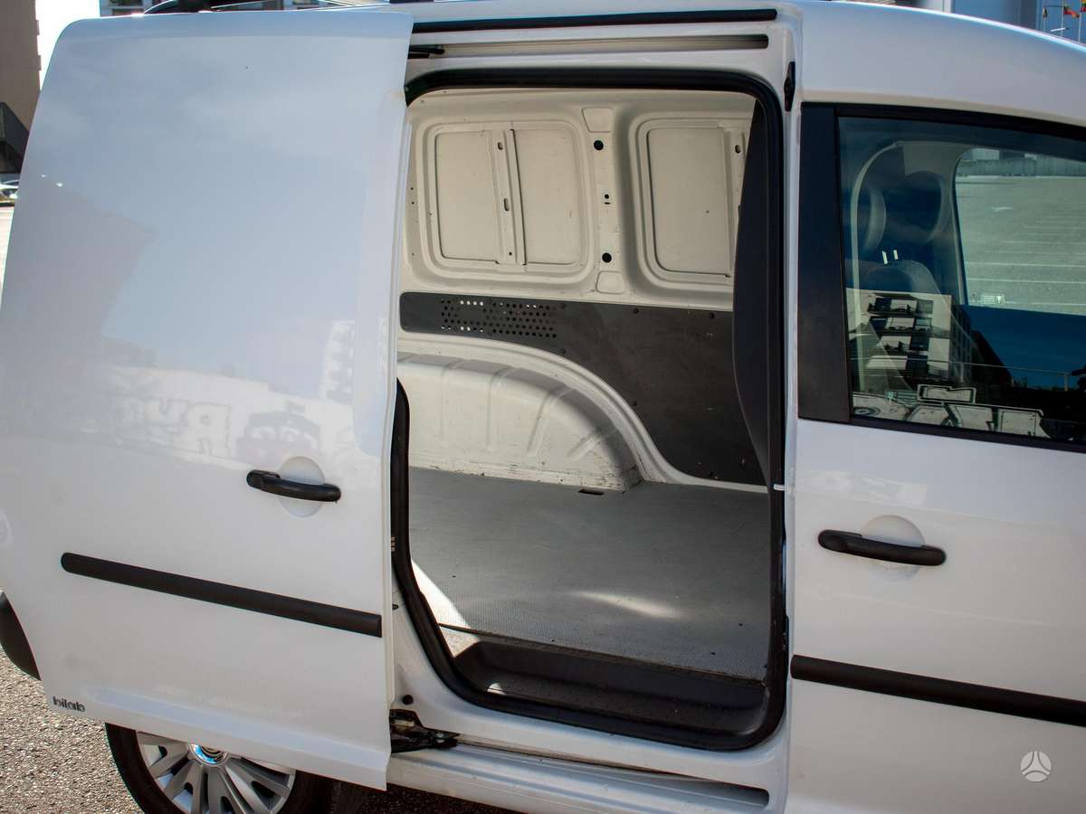 Volkswagen Caddy 2011 — photo 16