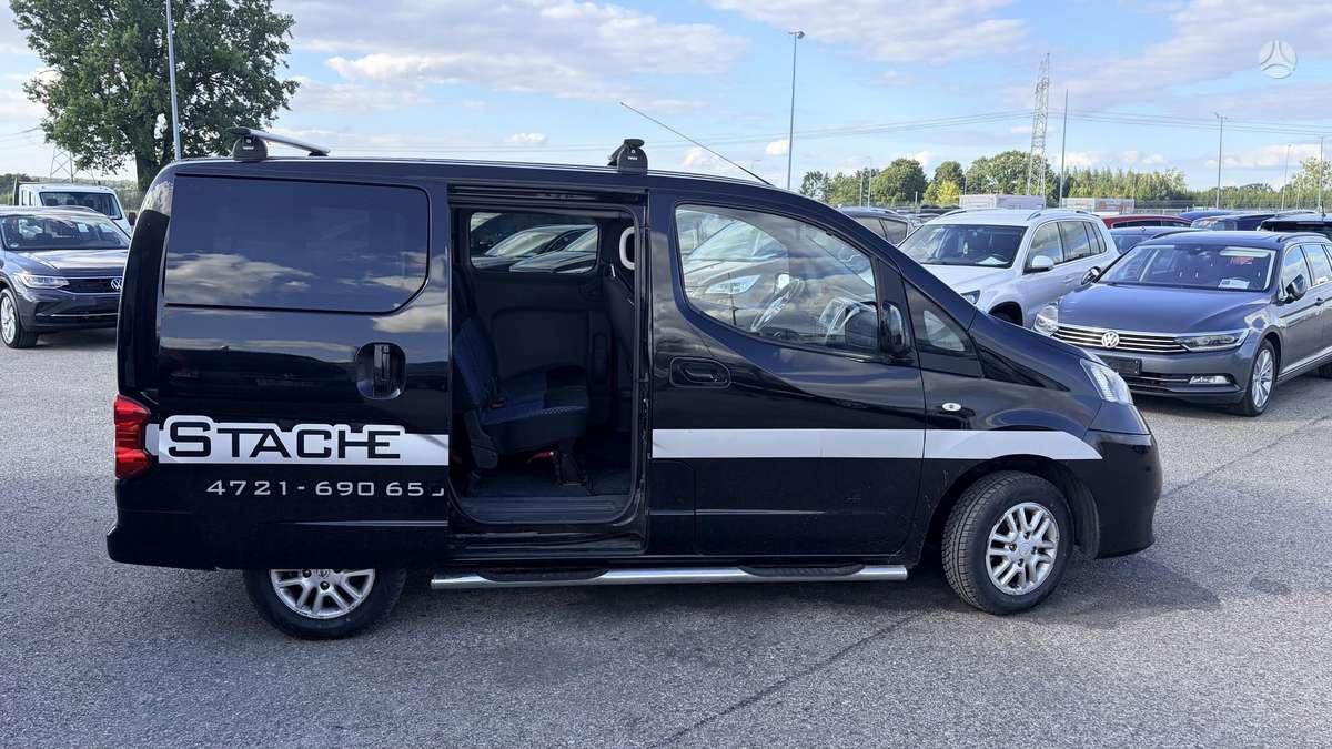 Nissan NV200 2015 — photo 28
