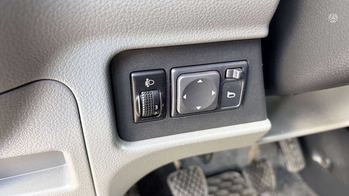 Nissan NV200 2015 — photo 29