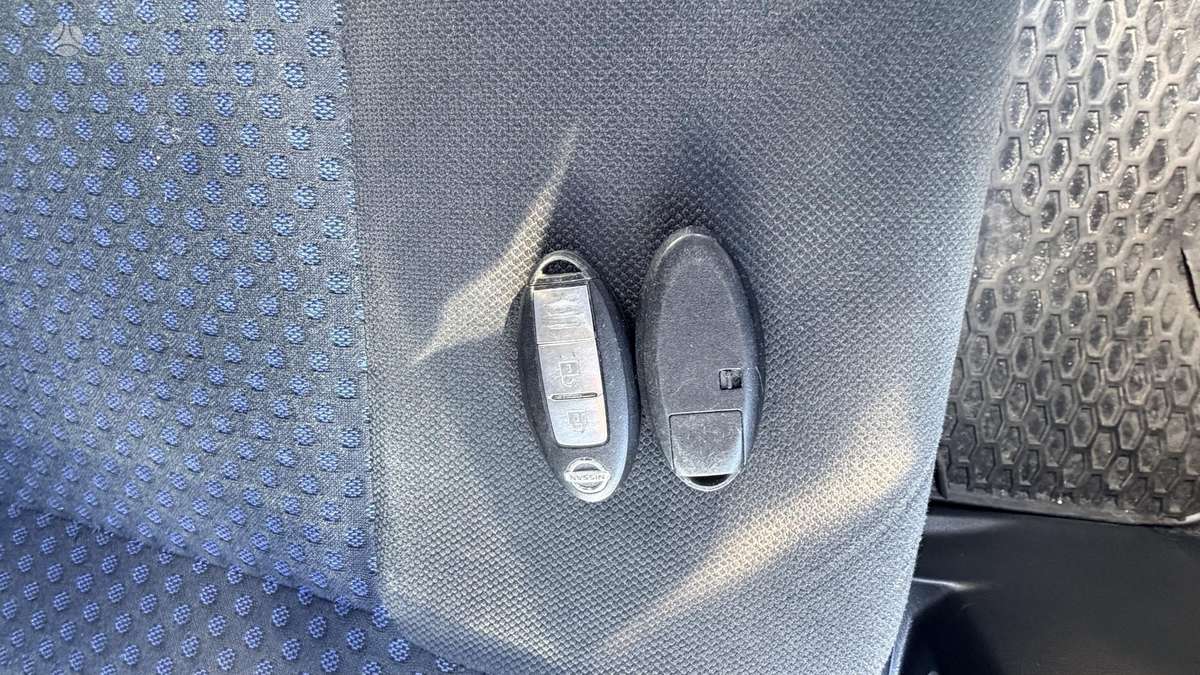 Nissan NV200 2015 — photo 37
