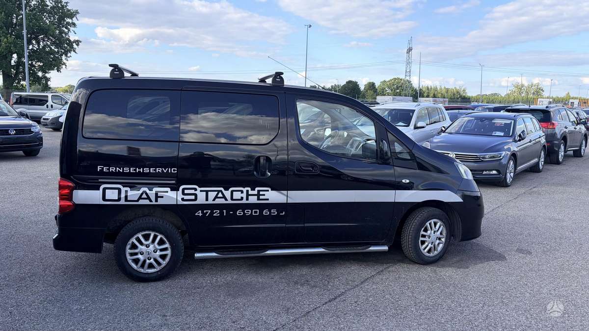 Nissan NV200 2015 — engine 1461 cm³, 110 HP (81kW)