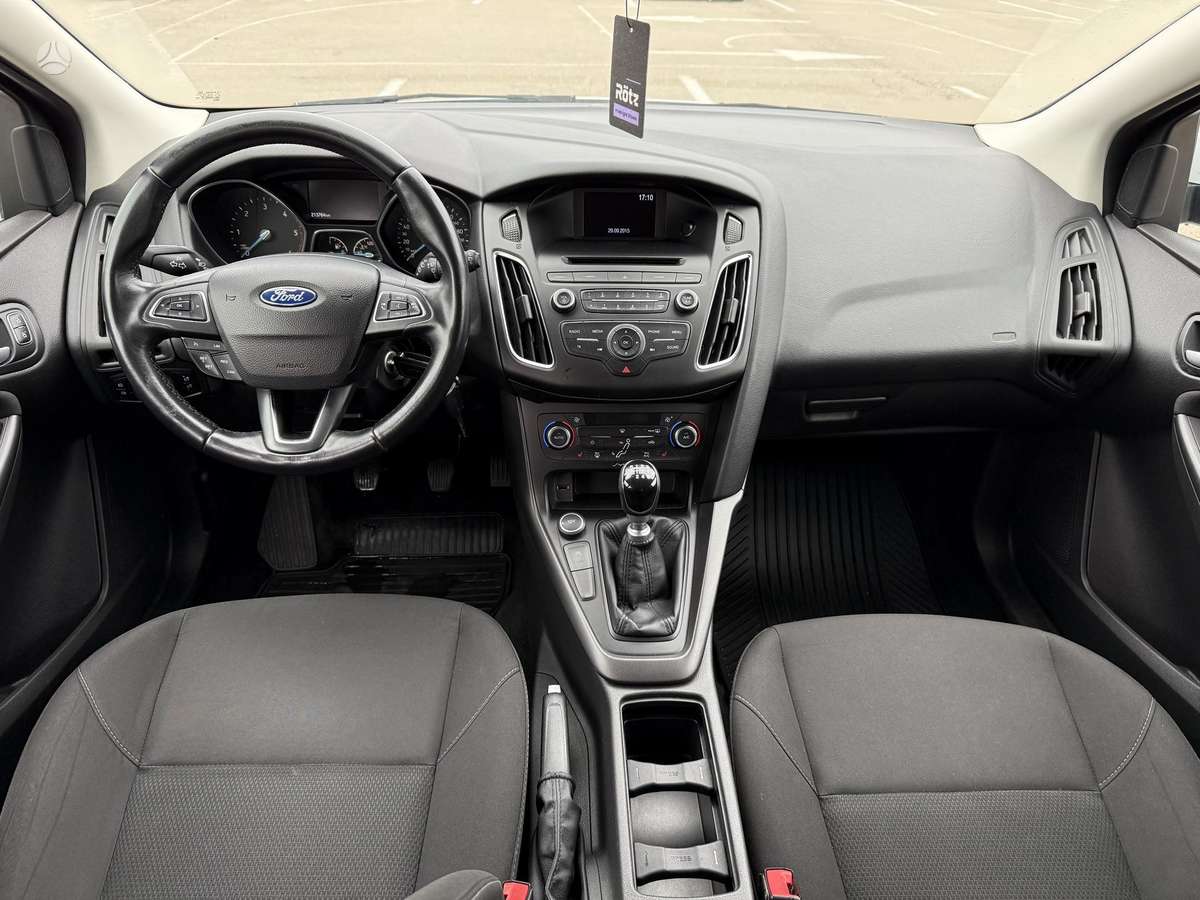 Ford Focus 2015 — photo 5