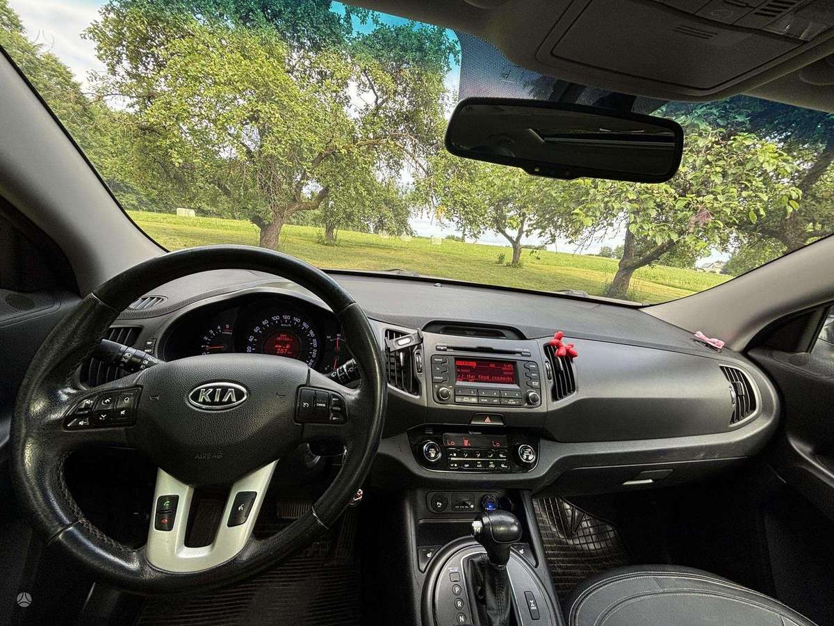 Kia Sportage 2011 — фото 12