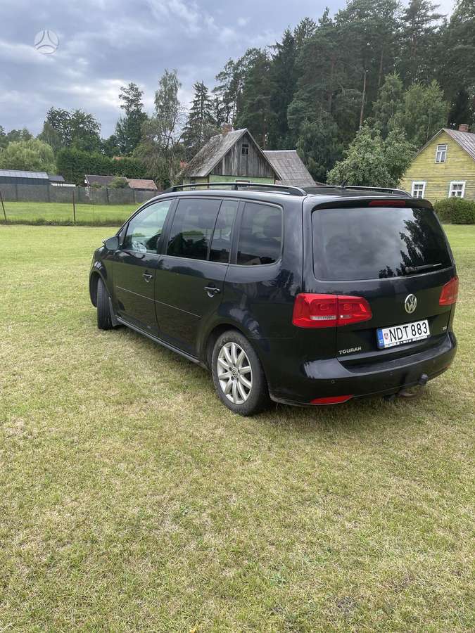 Volkswagen Touran 2012 — photo 6