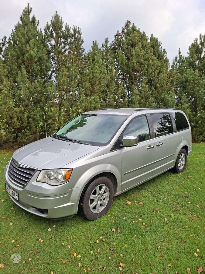 Chrysler Town 2010 — vehicle for AFU Ukraine