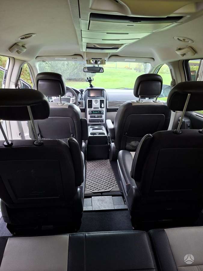 Chrysler Town 2010 — photo 10