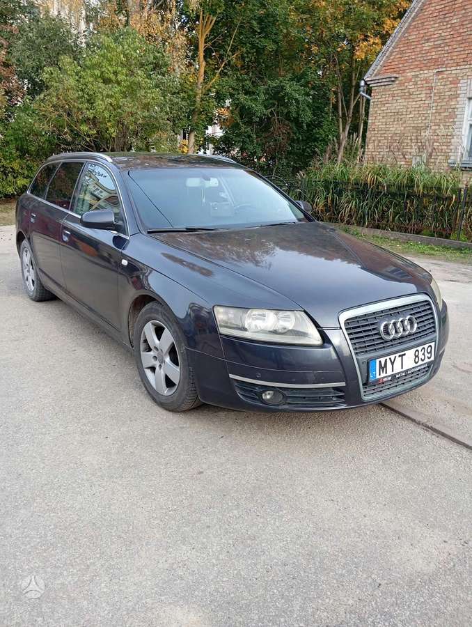 Audi A6 2005 — вигляд ззаду