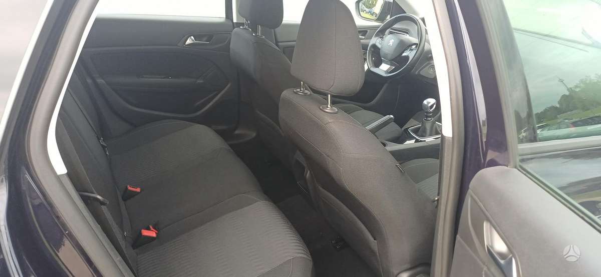 Peugeot 308 2015 — photo 8