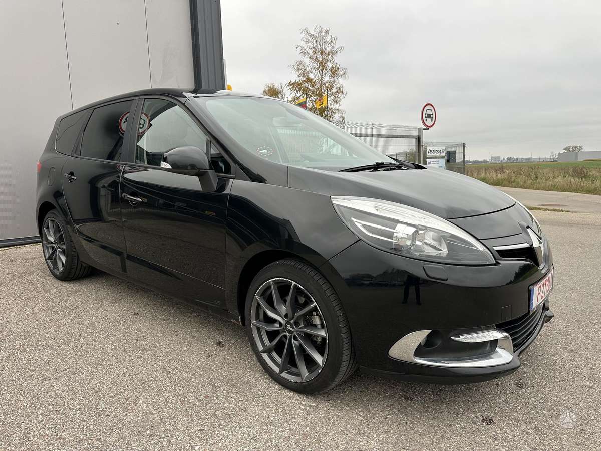 Renault Grand 2012 — салон