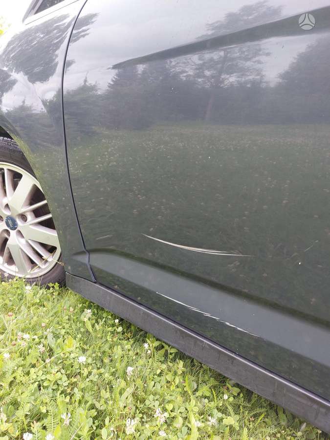 Ford Grand 2011 — photo 6