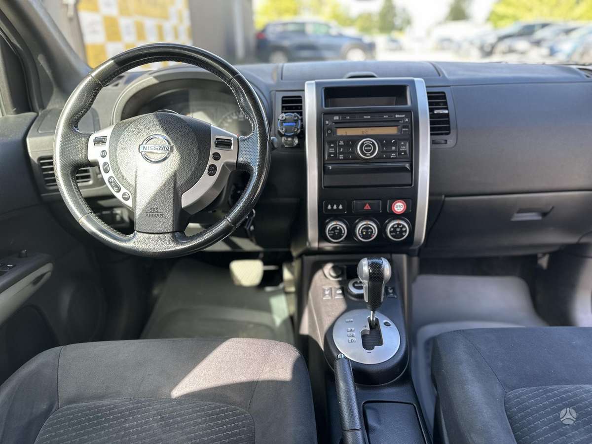 Nissan X-Trail 2011 — photo 21