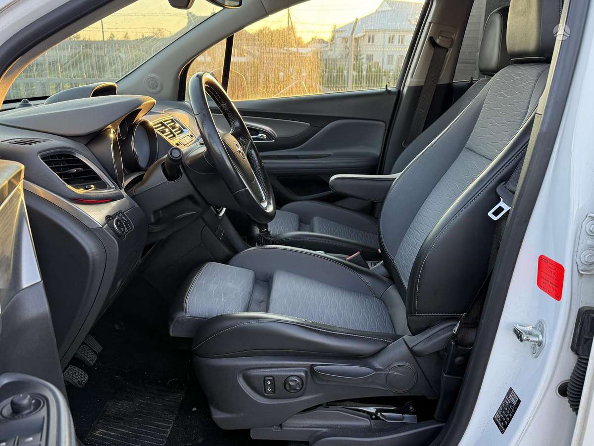 Opel Mokka 2015 — фото 12