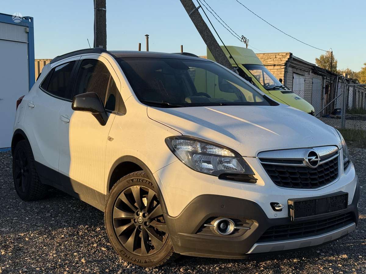 Opel Mokka 2015 — вигляд ззаду