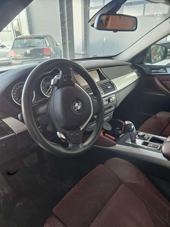 BMW X6 2009 — photo 5