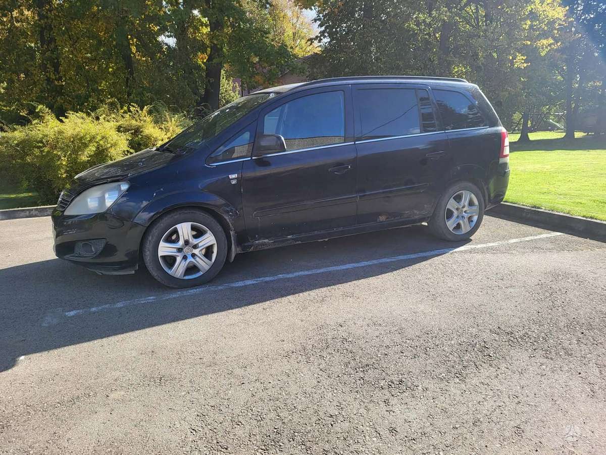 Opel Zafira 2010 — vehicle for AFU Ukraine