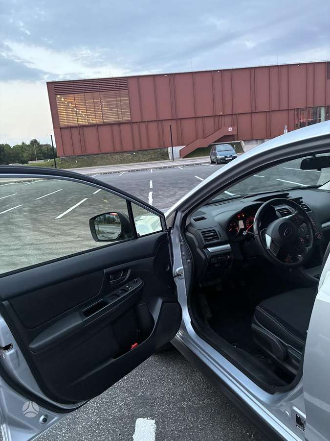 Subaru XV 2015 — photo 11